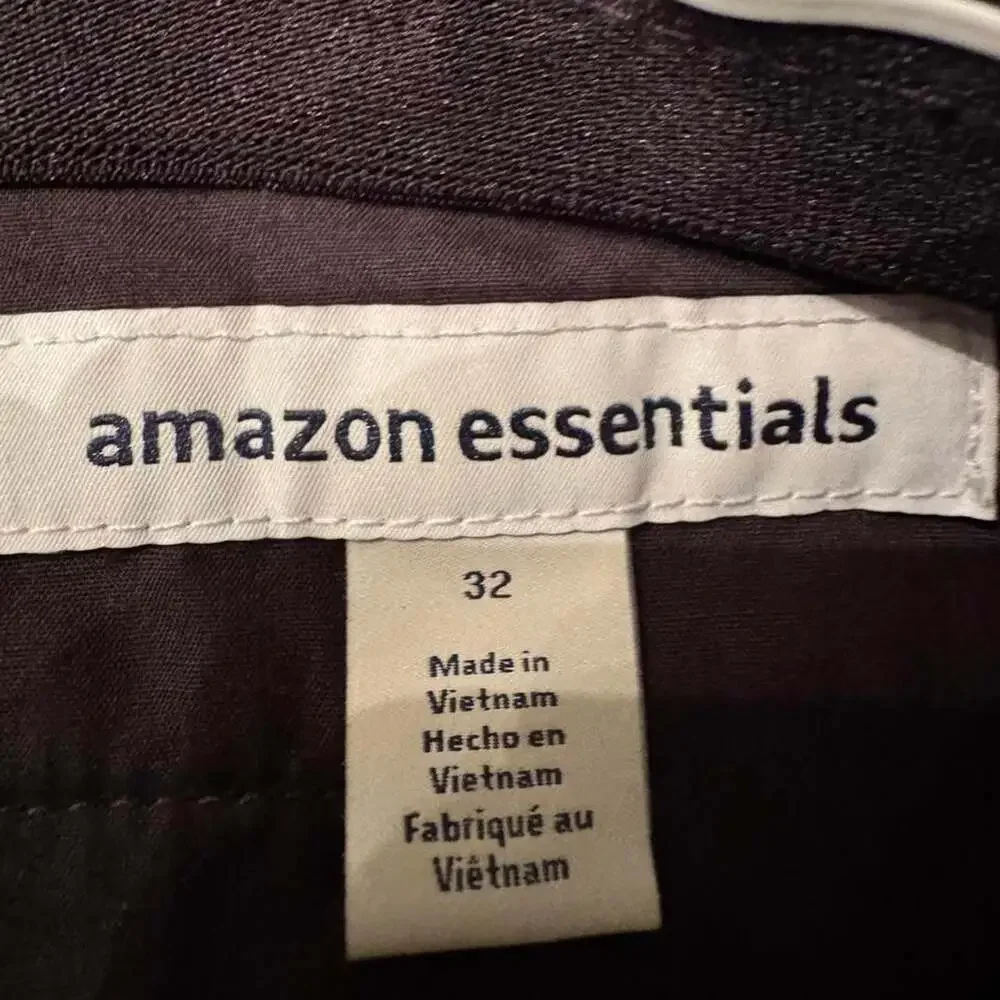 Amazon Essentials Men's Navy Flat Front Chino Shorts Size 32